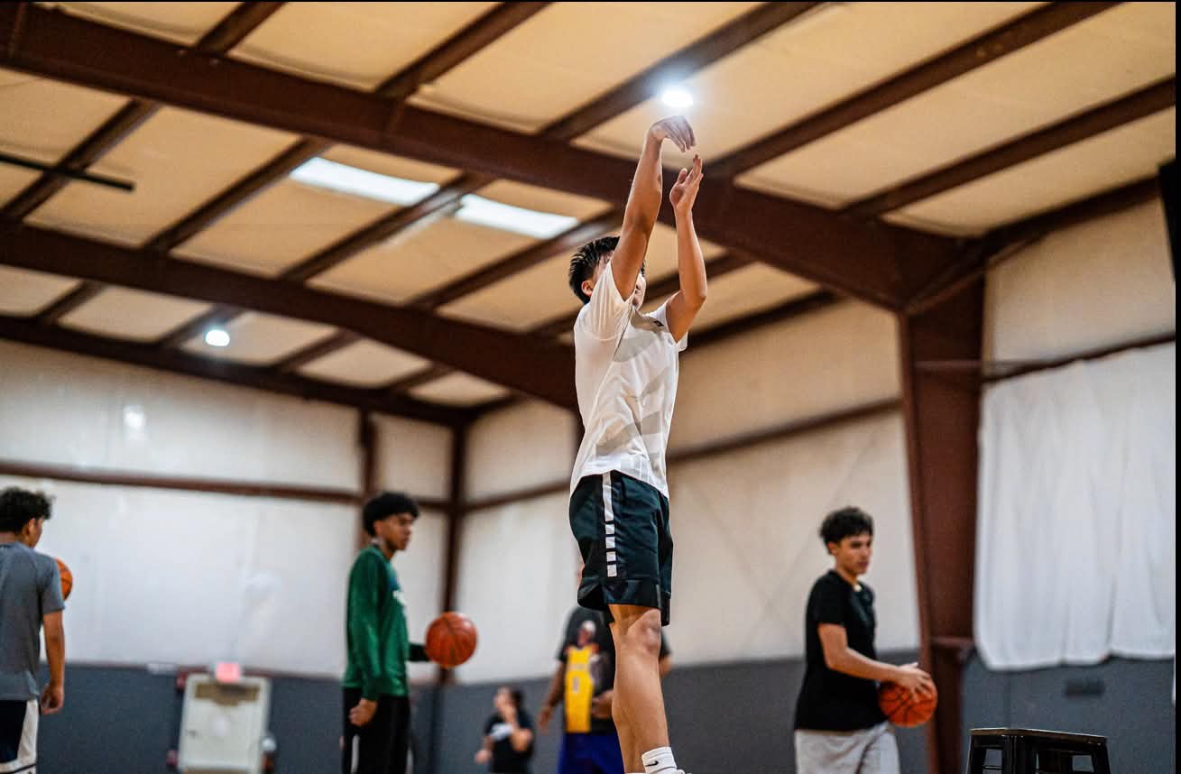 Competitive basketball game